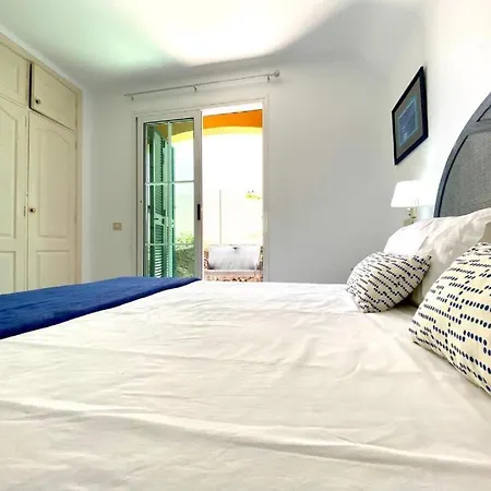 Coqueto Bungalow Con Piscina En * Costa Del Silencio