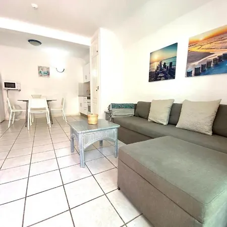 Coqueto Bungalow Con Piscina En * Costa Del Silencio